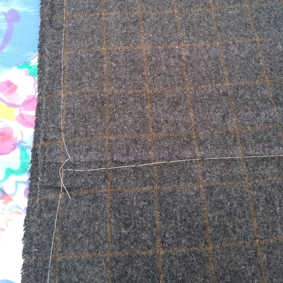2.3yd 62"w Charcoal gray w/tan window pane plaid tweed wool fabric from Paris. - Picture 7 of 8